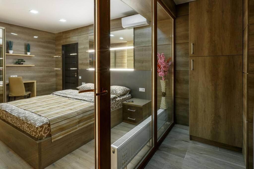 City Center. Panoramic Windows. Fireplace. Кишинів Екстер'єр фото