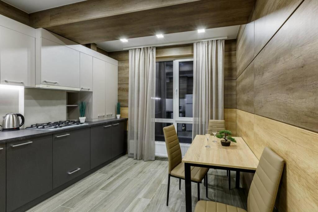 City Center. Panoramic Windows. Fireplace. Кишинів Екстер'єр фото